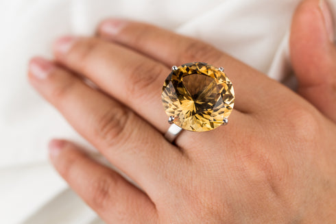 Anillo Relámpago Divino: citrino y plata .925