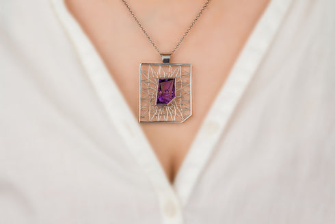 Dije Netramado: Amatista y alambre con Plata .925
